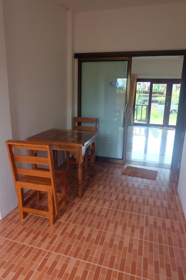 Phumin Apartment Ko Lanta Buitenkant foto